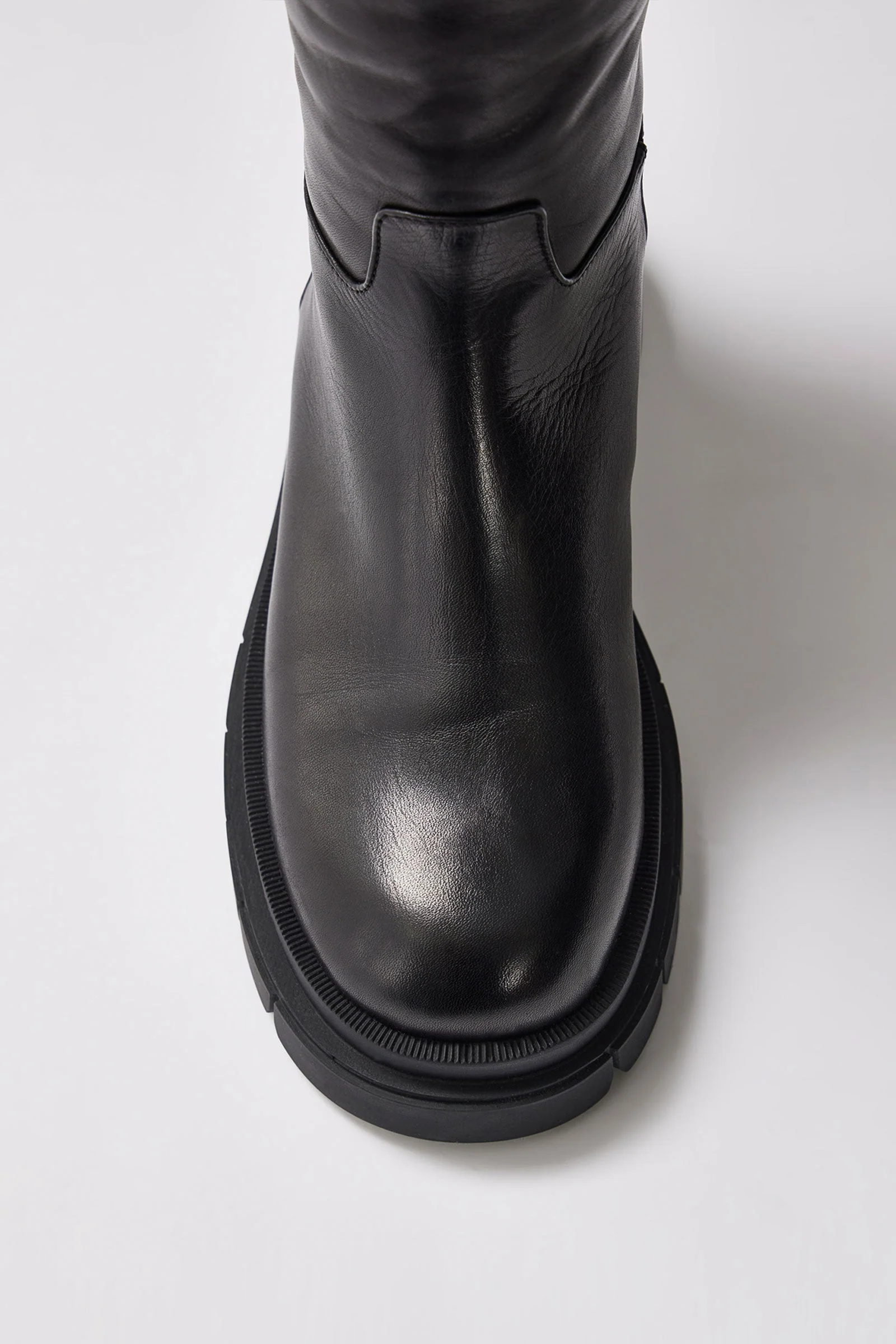 COMMANDER - Image 13