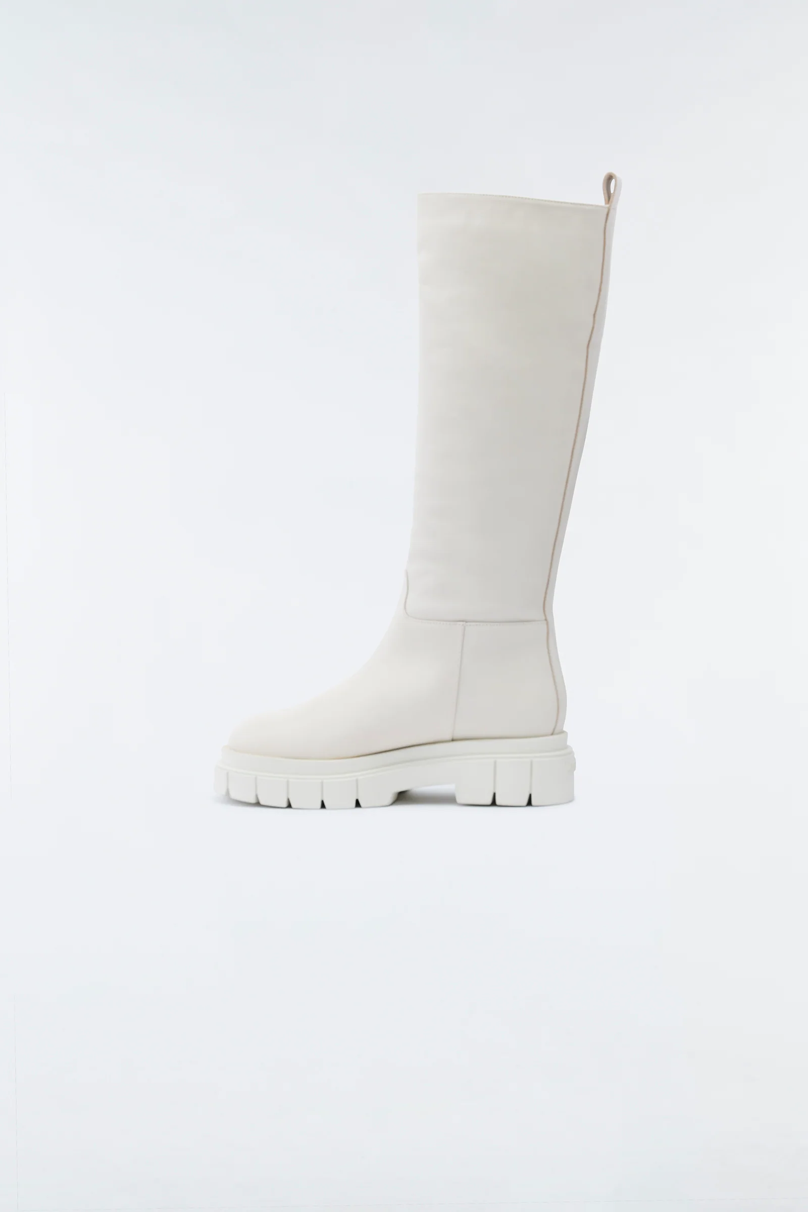 COMMANDER - Image 6